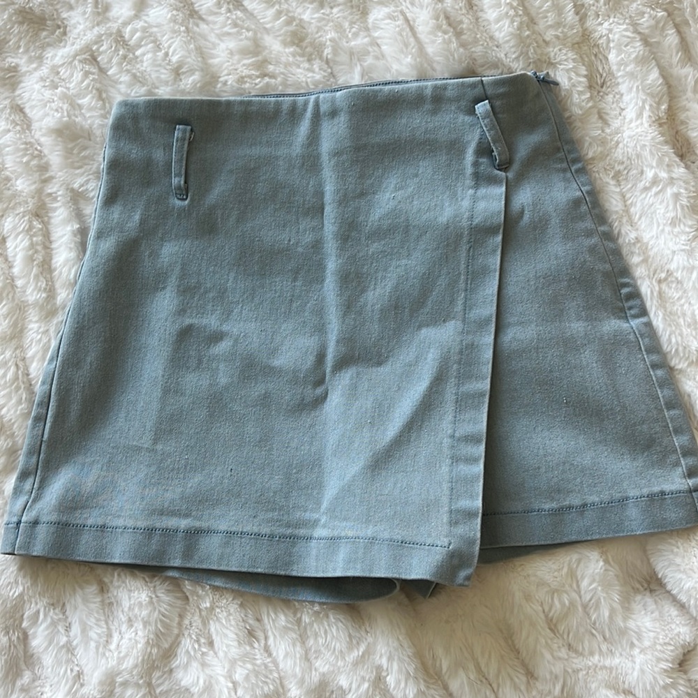 Denim skort sz medium